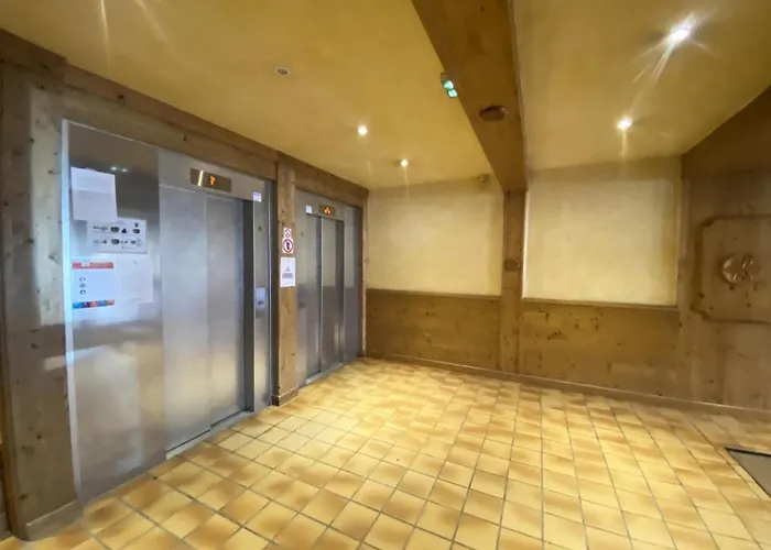 Blanc - Location: Pour 4 Dans Le Centre De La Station, Le Blanc Mae-9088