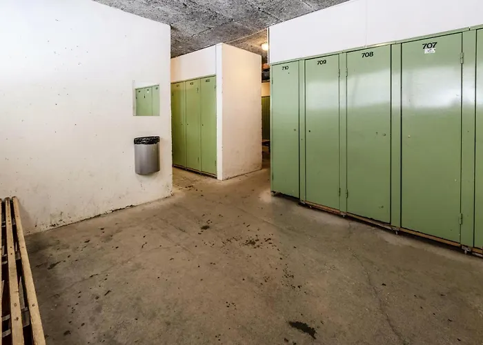 Blanc - Location: Pour 4 Dans Le Centre De La Station, Le Blanc Mae-9088 Daire *